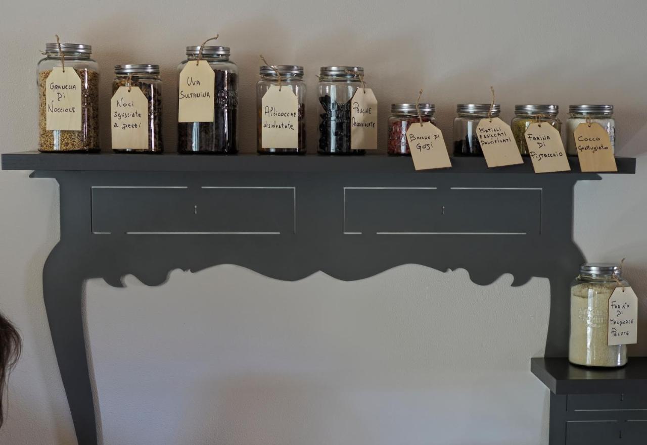 B&B La Taccola カステルヌオーヴォ・ディ・ヴァル・ディ・チェーチナ エクステリア 写真