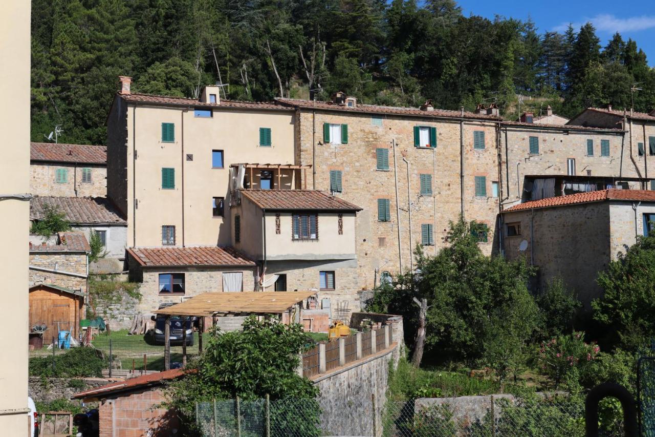 B&B La Taccola カステルヌオーヴォ・ディ・ヴァル・ディ・チェーチナ エクステリア 写真
